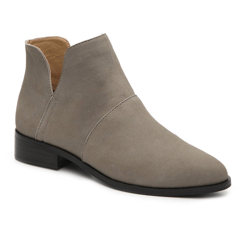 Lucky Brand Women’s Paramo Titanium Boots